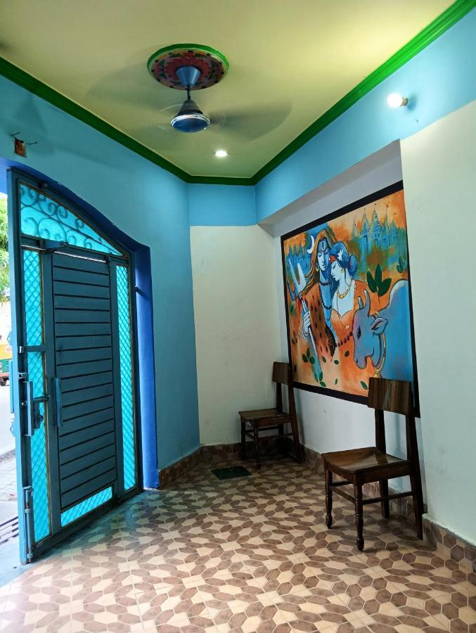 Trinetra Inn バラナシ エクステリア 写真